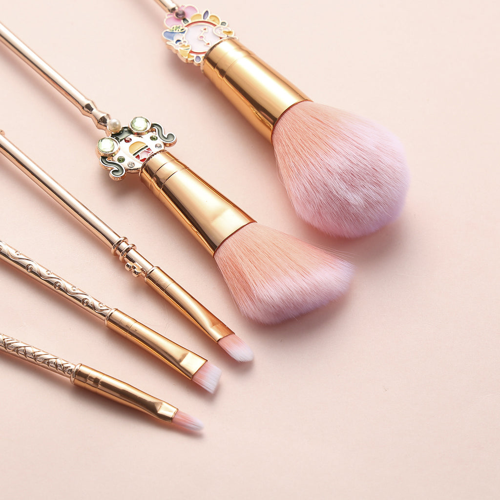 Makeup Tool Set with Alice Brushes for Blush and Eyeshadow
